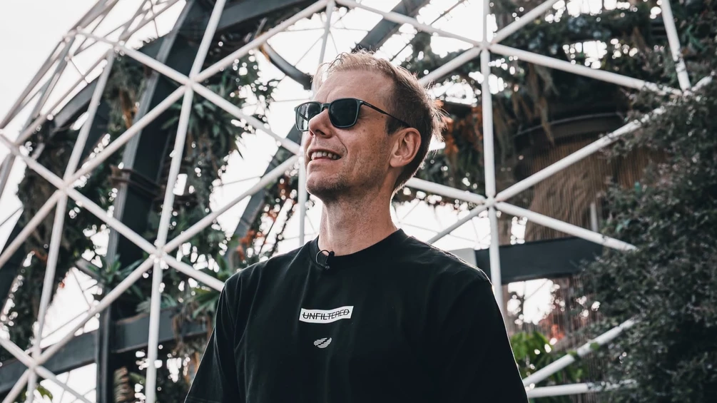 Armin van Buuren stars in new mini documentary filmed at [UNVRS]: Watch