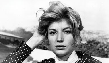 L'Avventura by Michelangelo Antonioni